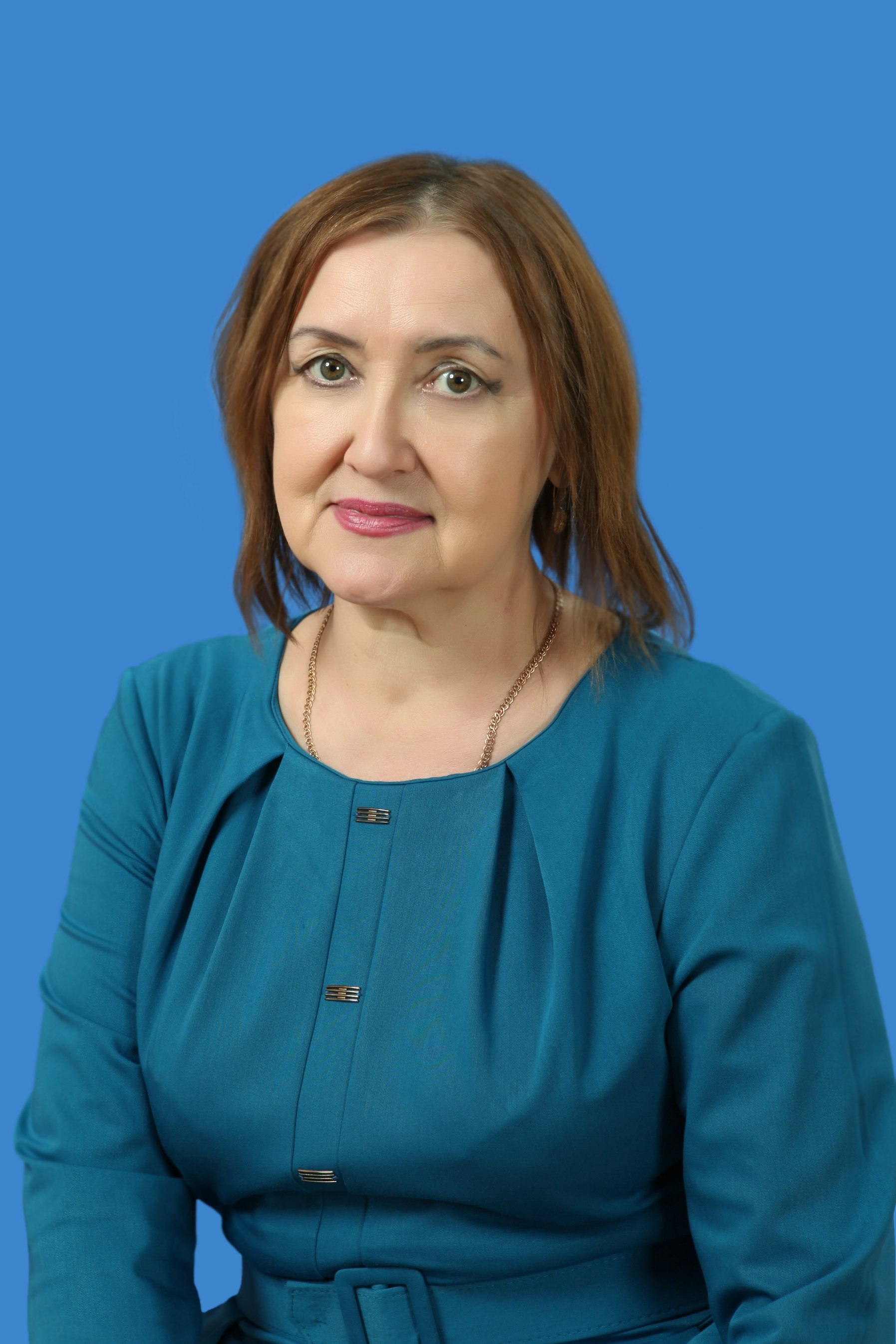 Леонтьева  Лидия Геннадьевна.